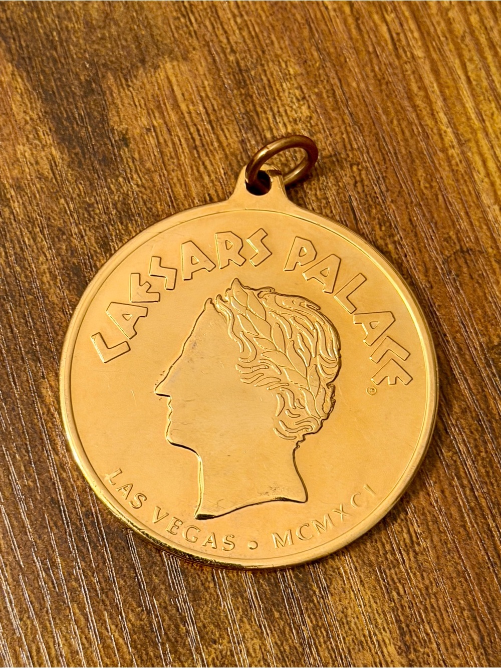 Vintage 1991 Caesars Palace Las Vegas 25th Anniversary Gold Tone Medallion